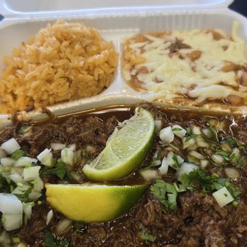 Vitos Tacos - Beef Birria Combo Plate - Tacos Near Me - Las Vegas, Nevada Vitos Tacos - Beef Birria Combo Plate - Tacos Near Me - Las Vegas, Nevada
