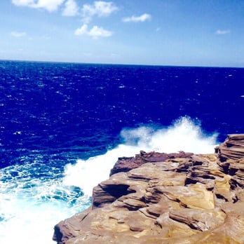 Spitting Caves - Beautiful waves - Parks Near Me - Honolulu, Hawaii Spitting Caves - Beautiful waves - Parks Near Me - Honolulu, Hawaii