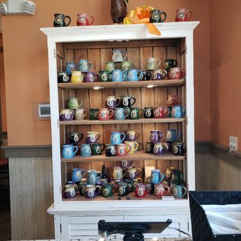 Another Broken Egg Cafe - Breakfast & Brunch Near Me - Fishers, Indiana