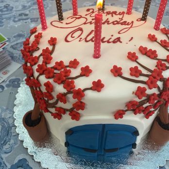 Fantasy Cakes - mamma mia cake with fondant - Desserts Near Me - Vacaville, California