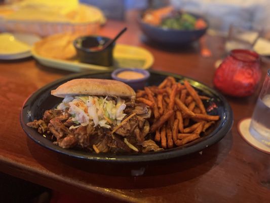 Hula's Island Grill by null