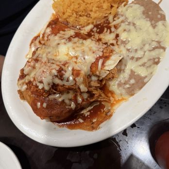 Cocina Mexicana - Choose two with chicken enchilada and chicken Chile Relleno - Mexican Near Me - Memphis, Tennessee Cocina Mexicana - Choose two with chicken enchilada and chicken Chile Relleno - Mexican Near Me - Memphis, Tennessee