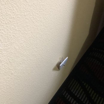 Sunset Motel & Rv Park - One of the three outlets pulled away from the wall. - Hotels Near Me - Alliance, Nebraska