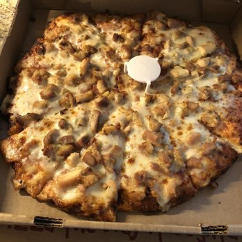 Mountain Mike's Pizza - Medium pizza with chicken - Pizza Near Me - Castro Valley, California