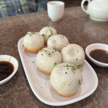 Yang Kee Dumpling - pan fried pork dumpling - Dim Sum Near Me - Davis, California