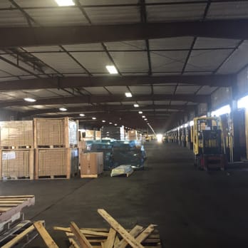 Estes Express Lines - Shipping Centers Near Me - Fontana, California Estes Express Lines - Shipping Centers Near Me - Fontana, California