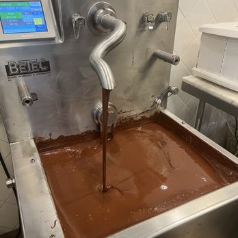 Seabreeze Craft Chocolates - Tempered chocolate - Chocolatiers & Shops Near Me - San Diego, California Seabreeze Craft Chocolates - Tempered chocolate - Chocolatiers & Shops Near Me - San Diego, California