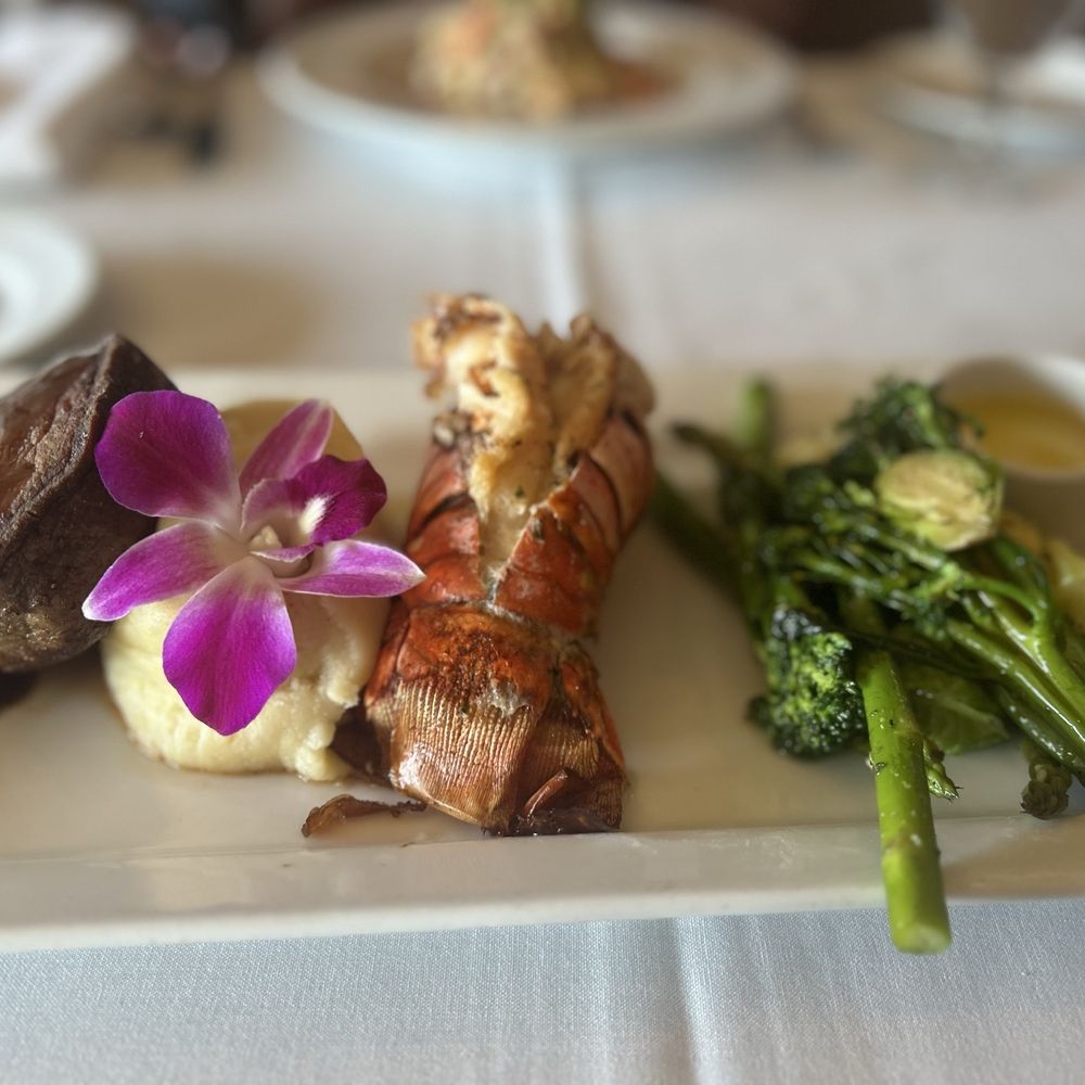 Nico's - Surf & turf - New American Near Me - Long Beach, California Nico's - Surf & turf - New American Near Me - Long Beach, California