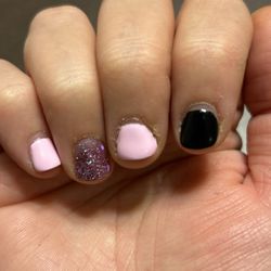Starlight Nails Spa - Not even a week old nails. Q-nails does a far better job for way less. That's what I get for going to a "spa"