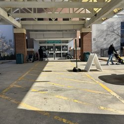 Atrium Health Wake Forest Baptist  Orthopaedics - Medical Plaza - Main entrance