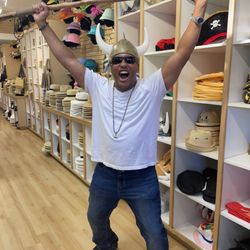 Hats Unlimited - I WANT BEER!!!!!