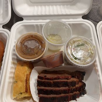 Moe's Original Bar B Que - Dry Brisket, not moist - Barbeque Near Me - Scarborough, Maine