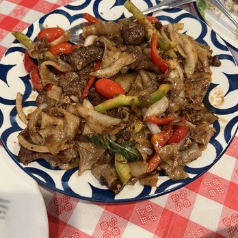 Bangkok Boulevard - Thai Near Me - Edmonds, Washington