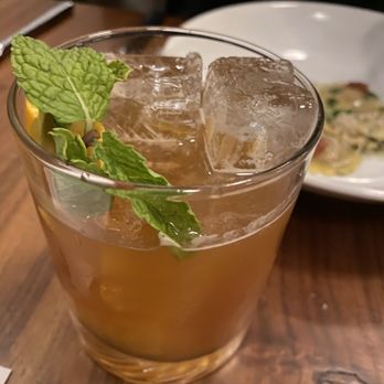 Au Courant - Modern European Near Me - Omaha, Nebraska