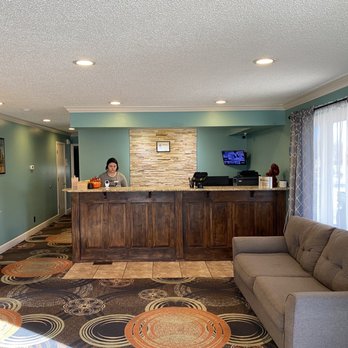 SureStay by Best Western Cameron - Front lobby. - Hotels Near Me - Cameron, Missouri