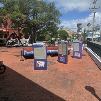 Little White House Subs - Outside - Sandwiches Near Me - Key West, Florida