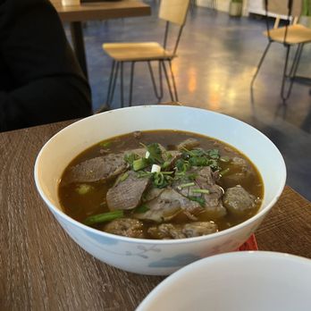 4 Elephants Catering - Oxtail Pho - Laotian Near Me - Flowery Branch, Georgia