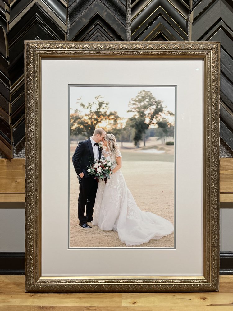 SK CUSTOM FRAMING Updated September 2024 121 Photos 203 Racine Dr