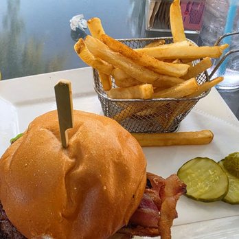 Bonita Restaurant - Bacon burger - Breakfast & Brunch Near Me - Santa Fe, New Mexico Bonita Restaurant - Bacon burger - Breakfast & Brunch Near Me - Santa Fe, New Mexico
