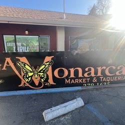 La Monarca Market