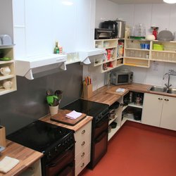 Ballyhoura Luxury Hostel - Self-Catering Kitchen