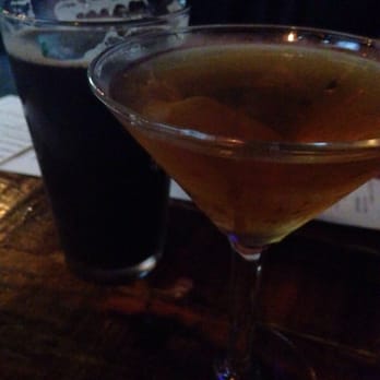 Pub Thirty Two - Brown ale and Manhattan - Gastropubs Near Me - Mission Viejo, California Pub Thirty Two - Brown ale and Manhattan - Gastropubs Near Me - Mission Viejo, California