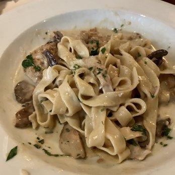 Old Ebbitt Grill - Chicken Fettuccine with mushrooms in Marsala sauce - Bars Near Me - Washington, DC, District of Columbia Old Ebbitt Grill - Chicken Fettuccine with mushrooms in Marsala sauce - Bars Near Me - Washington, DC, District of Columbia