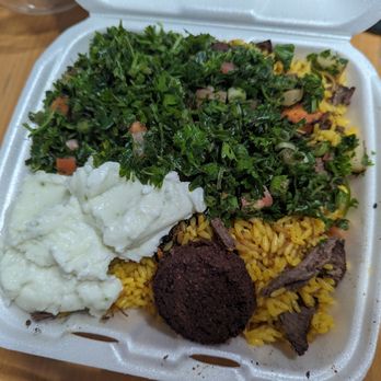 La Palma - Mediterranean Near Me - Detroit, Michigan
