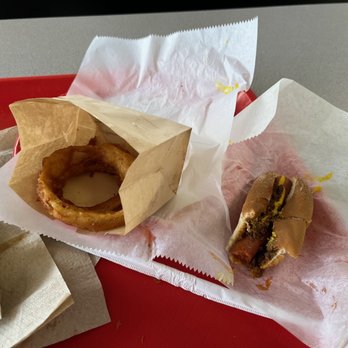 The Varsity - A moment for kids of all ages, wolfing down hot dogs and onion rings. An F.O. followed this meal for the road. - Burgers Near Me - Atlanta, Georgia The Varsity - A moment for kids of all ages, wolfing down hot dogs and onion rings. An F.O. followed this meal for the road. - Burgers Near Me - Atlanta, Georgia