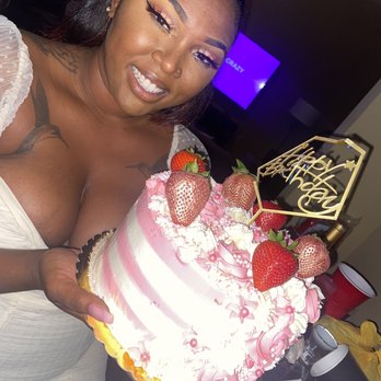 Kaye Bakes - Custom Cakes Near Me - Atlanta, Georgia