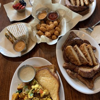 The Wild Chive - Fried chicken & French toast, burrizo, tater tots, grand breakfast - Vegan Near Me - Long Beach, California The Wild Chive - Fried chicken & French toast, burrizo, tater tots, grand breakfast - Vegan Near Me - Long Beach, California