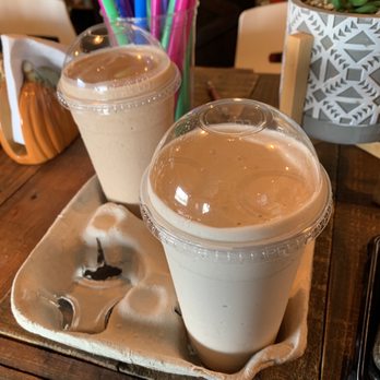TNL Nutrition EP - two drinks on a tray - Desserts Near Me - Eagle Pass, Texas TNL Nutrition EP - two drinks on a tray - Desserts Near Me - Eagle Pass, Texas