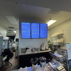 Ding Tea - Pickup counter