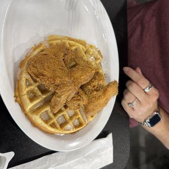 Grits & Eggs Breakfast Kitchen - Chicken & waffles - Breakfast & Brunch Near Me - Atlanta, Georgia Grits & Eggs Breakfast Kitchen - Chicken & waffles - Breakfast & Brunch Near Me - Atlanta, Georgia