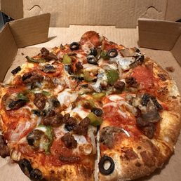 Supreme mini 8" pizza