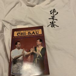 Dallas Wing Tsun - School shirt and recommended reading
