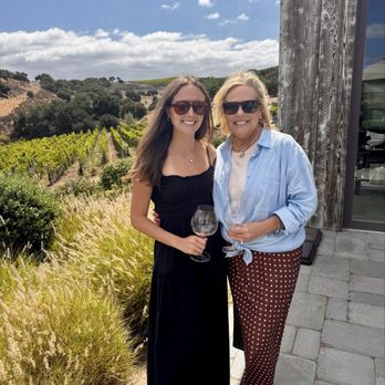 Sustainable Wine Tours - Wine Tours Near Me - Santa Barbara, California Sustainable Wine Tours - Wine Tours Near Me - Santa Barbara, California