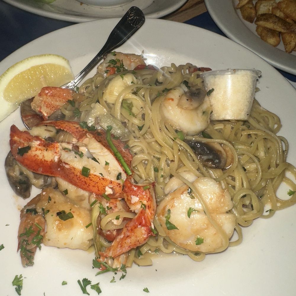 Boston Sail Loft - Sauteed Seafood Portofino - Bars Near Me - Boston, Massachusetts Boston Sail Loft - Sauteed Seafood Portofino - Bars Near Me - Boston, Massachusetts