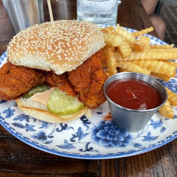 Service Bar - Nashville Hot Fried Chicken - Cocktail Bars Near Me - Washington, DC, District of Columbia Service Bar - Nashville Hot Fried Chicken - Cocktail Bars Near Me - Washington, DC, District of Columbia