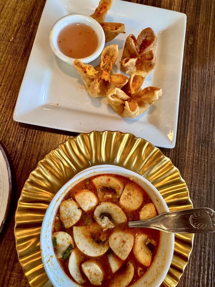 Food from Thai Chilli By Siam