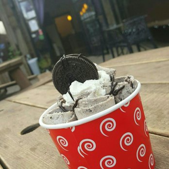 Rolled Mountain Creamery - Cookies-n-Cream made with Cow milk - Ice Cream & Frozen Yogurt Near Me - Reno, Nevada Rolled Mountain Creamery - Cookies-n-Cream made with Cow milk - Ice Cream & Frozen Yogurt Near Me - Reno, Nevada