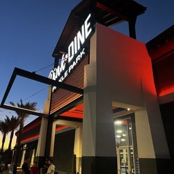 Dink & Dine Pickle Park
