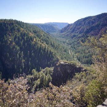 Oak Creek Canyon Overlook - Hiking Near Me - Flagstaff, Arizona Oak Creek Canyon Overlook - Hiking Near Me - Flagstaff, Arizona