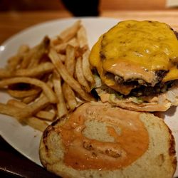 BJ's Restaurant & Brewhouse - All-American Smash Burger