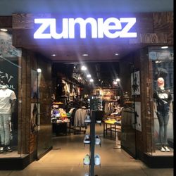 Zumiez - Zum on in!