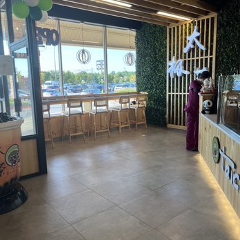 Taichi Bubble Tea - Restaurant entrance - Bubble Tea Near Me - Columbia, Maryland