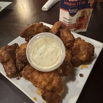 Paul's Steakhouse - Chicken wings - Lounges Near Me - Helen, Georgia Paul's Steakhouse - Chicken wings - Lounges Near Me - Helen, Georgia