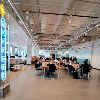 WeWork Town Square - Shared Office Spaces Near Me - Las Vegas, Nevada WeWork Town Square - Shared Office Spaces Near Me - Las Vegas, Nevada