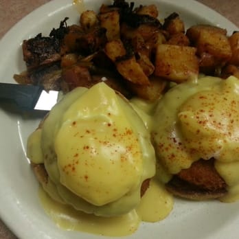 Bill's Cafe - Crab cake Benedict - American Near Me - San Jose, California Bill's Cafe - Crab cake Benedict - American Near Me - San Jose, California