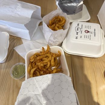 Burger Drops - Burgers Near Me - Toronto, Ontario